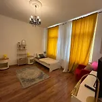 아파트 Modernes Mit Altbau Flair Naehe Messe Duesseldorf