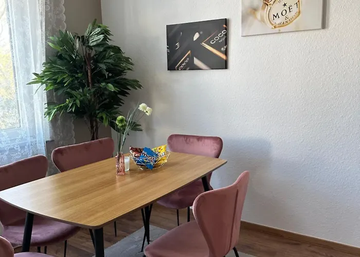 Modernes Mit Altbau Flair Nähe Messe Düsseldorf Apartment